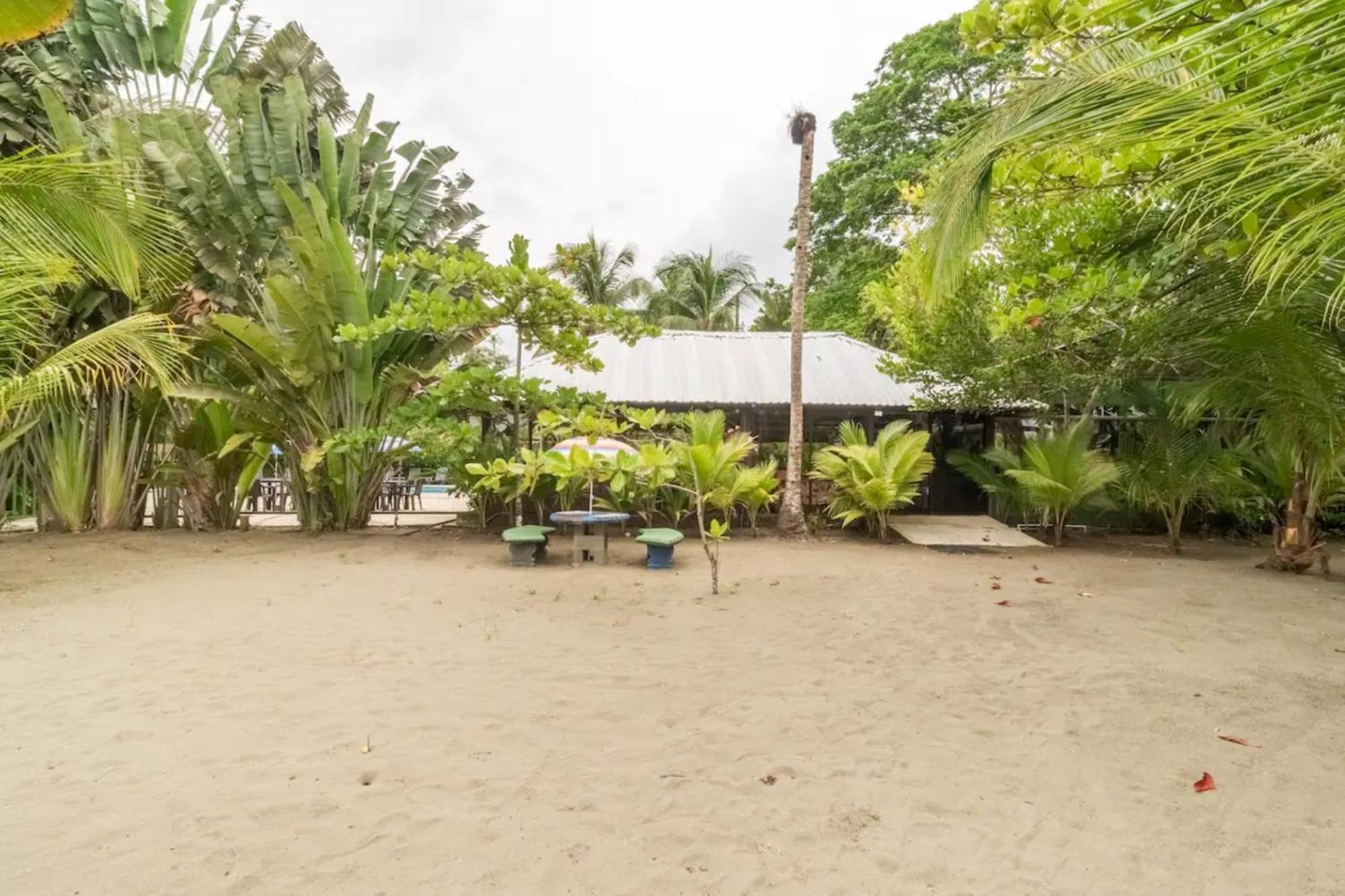 Hotel Playa Westfalia Limón Exterior foto